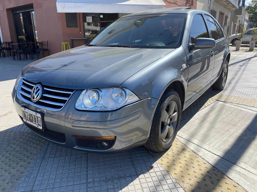 Imagen 1 de 14 de Volkswagen Bora 2012 1.9 Trendline I 100cv
