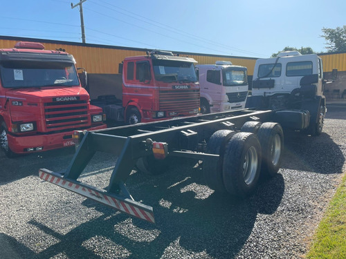 Imagem 4 de 9 de Ford Cargo 2422 6x2 No Chassi 2007