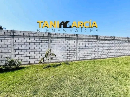 Vendo Bonita Propiedad De 600 M2 Bardeada Ideal Para Salón De Fiestas