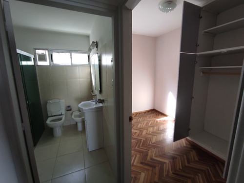 Hermoso Apartamento En Buceo.