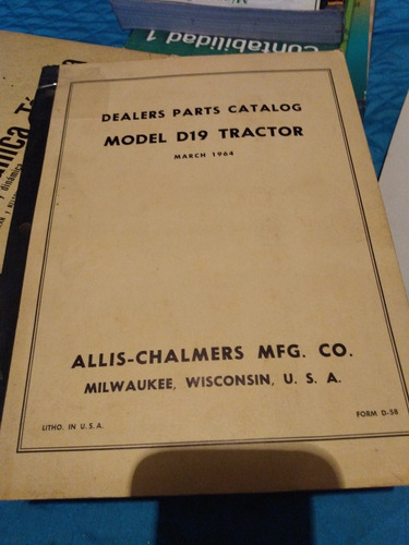 Dealers Parts Catalog Model D 19 Tractor B4