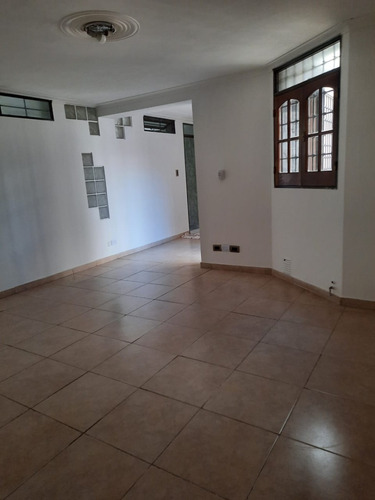 Imagen 3 de 17 de Vendo Hermoso Departamento En Barrio Unimev