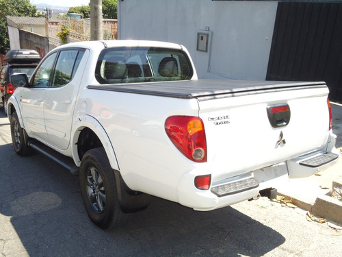 Mitsubishi L200 3.2 Triton Gls Cab. Dupla 4x4 Mec. 4p