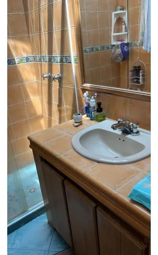 Rhbr-11857 Casa De 2 Niveles ( Poblado, Sector San Lucas)