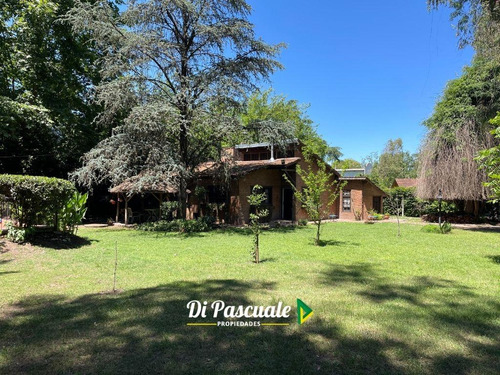 Venta Casa Quinta Con Parque, Pileta Y Quincho - La Reja Sur