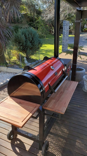 Parrilla/bbq Ahumador Con Horno Pizzero