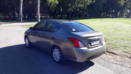 Nissan Versa 1.6 Drive Mt 2017