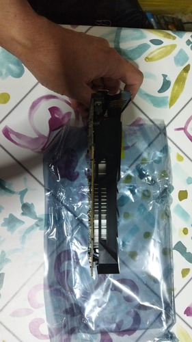 Tarjeta De Vídeo Gigabyte Nvidia Geforce Gtx 1050 Ti 4gb (Usado)