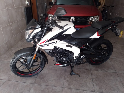 Ns 200
