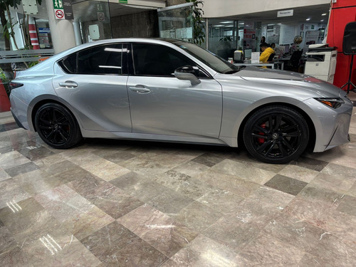 Lexus IS 2.0 300 Premium At