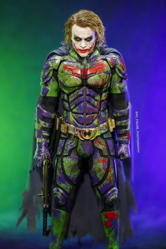1/6 Batman The Dark Knight (the Joker Batman Imposter)
