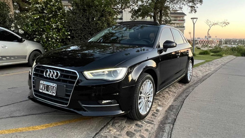 Imagen 9 de 18 de Audi A3 1.8 Tfsi Sportback 180 Cv At Alcantara 2013