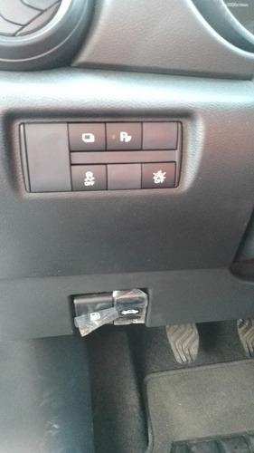 Nissan Versa 1.6 Sense Mt
