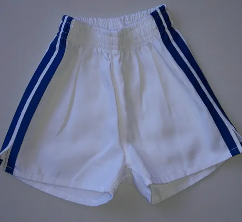 Short con lineas blancas hotsell