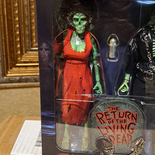 Figura De Acción De Neca Return Of The Living Dead