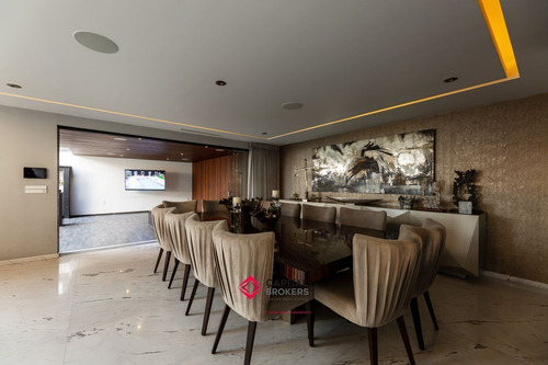 Casa De Lujo Con Alberca En Venta En Villa Verona