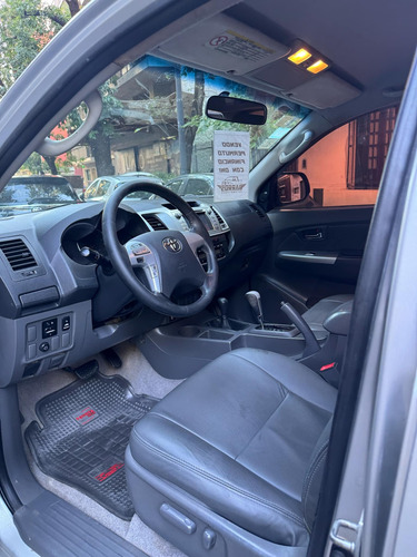 Toyota Hilux Pick-Up 3.0 Cd Srv Cuero I 171cv 4x4 5at