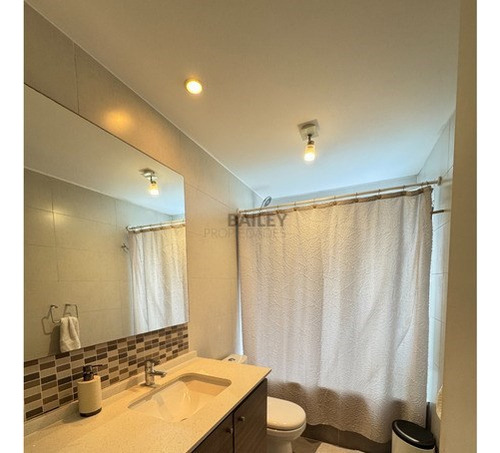 Casa En Venta De 5 Dorm. En Bosques De Montemar ,concón