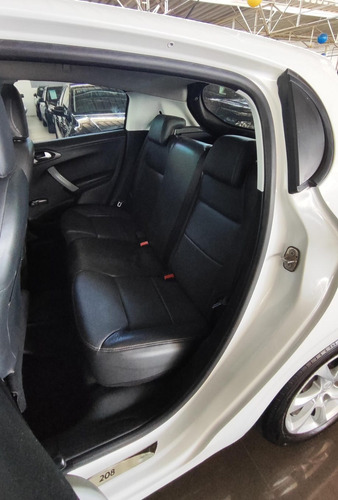 Peugeot 208 ALLURE 1.5