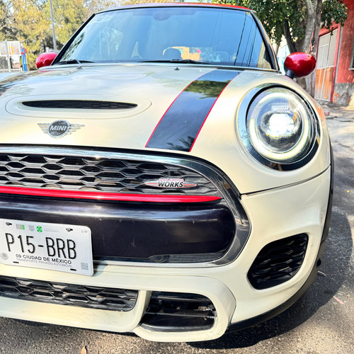 Mini John Cooper Works 2.0 Hot Chilli At