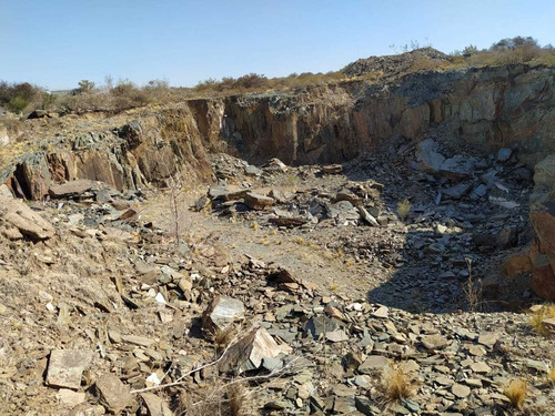 Campo 18.000 M2 Con Cantera Piedra Laja , Vendo O Permuto