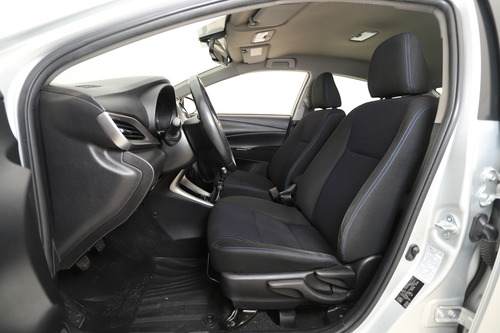 Toyota Yaris 1.5 107cv Xls
