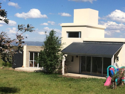 Imagen 1 de 7 de Casa Vendo Villa Berna Calamuchita 2 Dormitorios 1ha