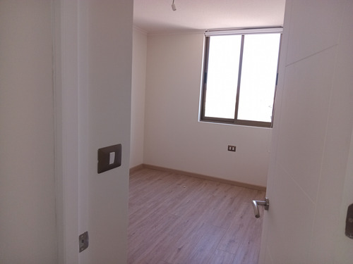 Edificio Av. Circunvalación (1 Est. 1 Bod.) Vista Oriente
