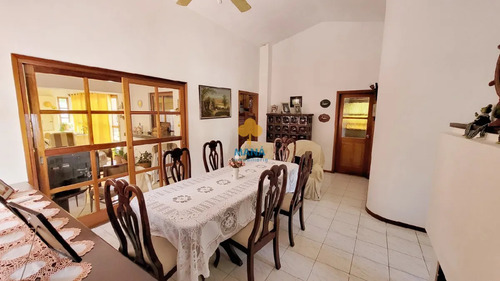Venta, Casa 4 Dormitorios, A 100 Metros De Avenida Principal - Atlántida Ca735