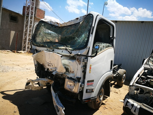 Imagen 1 de 11 de Isuzu Elf 200 Diesel Modelo 2016 Desarme