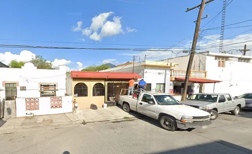 Sk01- Casa En Remate Bancario En C. Aquiles Serdan, Buenos Aires, Monterrey, Nl. (65% Debajo De Su Valor Comercial, Solo Recursos Propios)