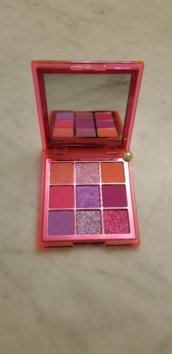   Huda Beauty Neon Obsessions Palette 