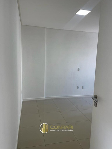 Imagem 5 de 10 de Apartamento 03 Dorm E 2 Vagas Na Meia Praia! - Ap1356-1
