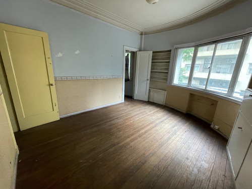 Imagen 13 de 30 de Alquiler Apartamento 4 Dormitorios Centro Montevideo