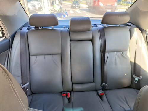 Toyota Corolla Corolla Sedan GLi 1.8 16V (flex) (aut)