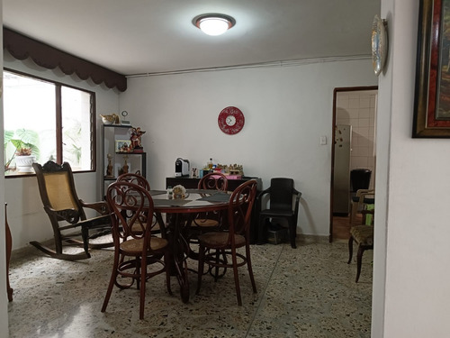 Imagen 16 de 27 de Se Vende Casa Comercial Y Familiar En El Sector De Villa Nueva
