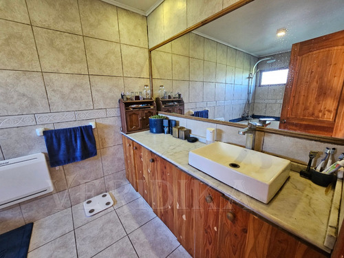 Vendo Casa De 380m2 En Terreno De 5600m2 A 5min Concón.