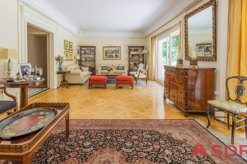 Retasada / Venta Piso Con Jardín Montevideo 1900 Recoleta