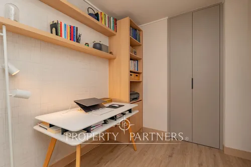 Moderno Departamento Semi Nuevo En Las Condes!
