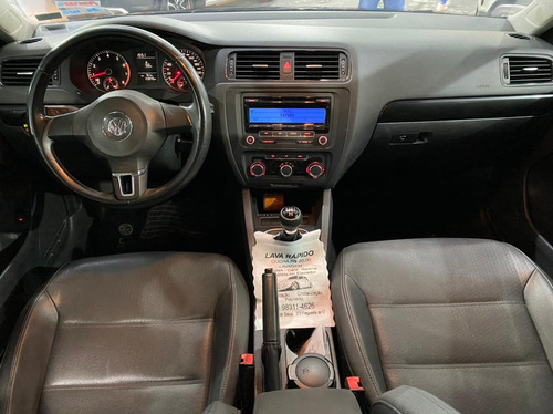 Volkswagen Jetta 2012 2.0 Comfortline Flex 4p Manual