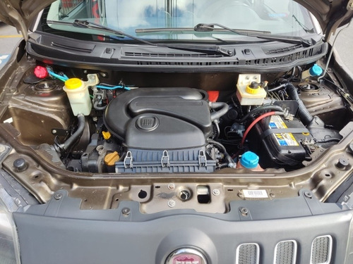 Imagem 18 de 18 de Fiat Uno 2013 1.4 Way Flex 5p