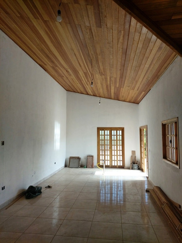 Imagem 3 de 14 de Chácara Ibiuna Casa Nova, Piscina,boa Localização! Ligue Já