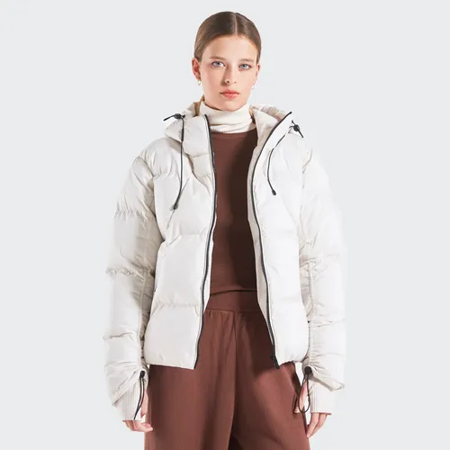 Chaqueta impermeable con clearance capucha