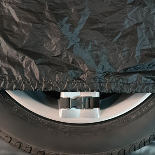 Funda Cubre Auto Talle L - Cobertor Impermeable Talle L - Sin Logo