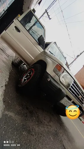 Mitsubishi Montero 2.4 V11