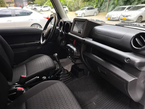 Suzuki Jimny 1.5 Gl