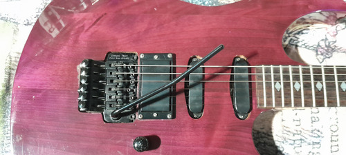 Guitarra B.c.rich St Iii Floyd Rose Alder Anos 90 Destro Roxo Translucido Rosewood E Maple (Usado)