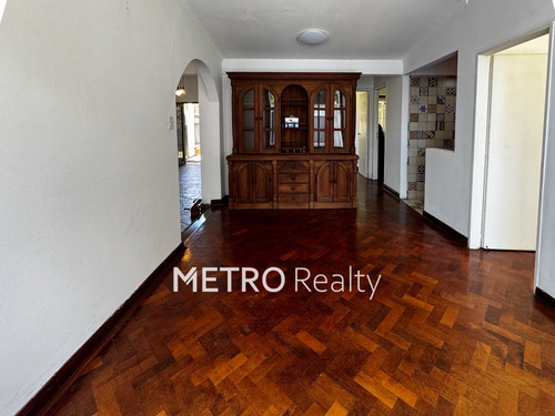 Casa En Venta 5 Ambientes En Don Torcuato Acepta Permuta Jardín Pileta Apto Crédito Parrilla Quincho