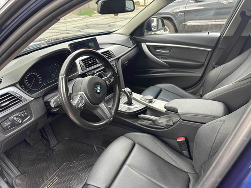 Imagen 4 de 7 de Bmw Serie 3 2018 3.0 330i Sedan Sport Line 252cv
