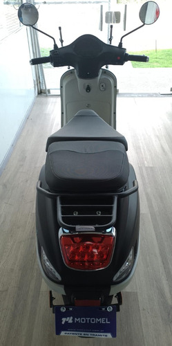 Motomel Strato Eléctrica